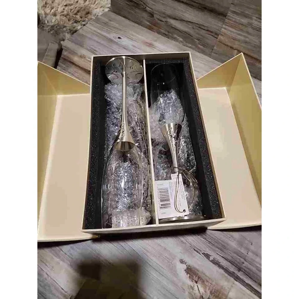 Papyrus Silver Toasting Flutes Set of 2 Crystal Accent Wedding Champagne Glasses